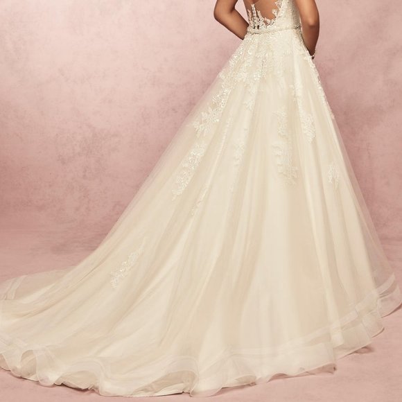 Dress - Picture 6 of 8